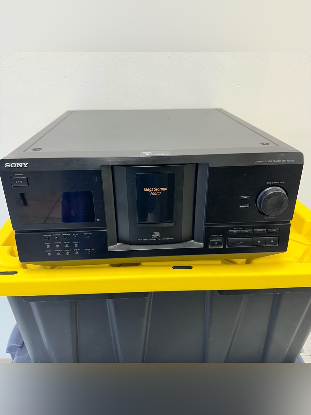 Sony CDP-CX235 Compact Disc Player Mega Storage 200 CD Changer